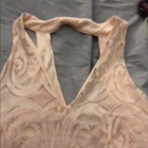 Sleeveless dress peach color